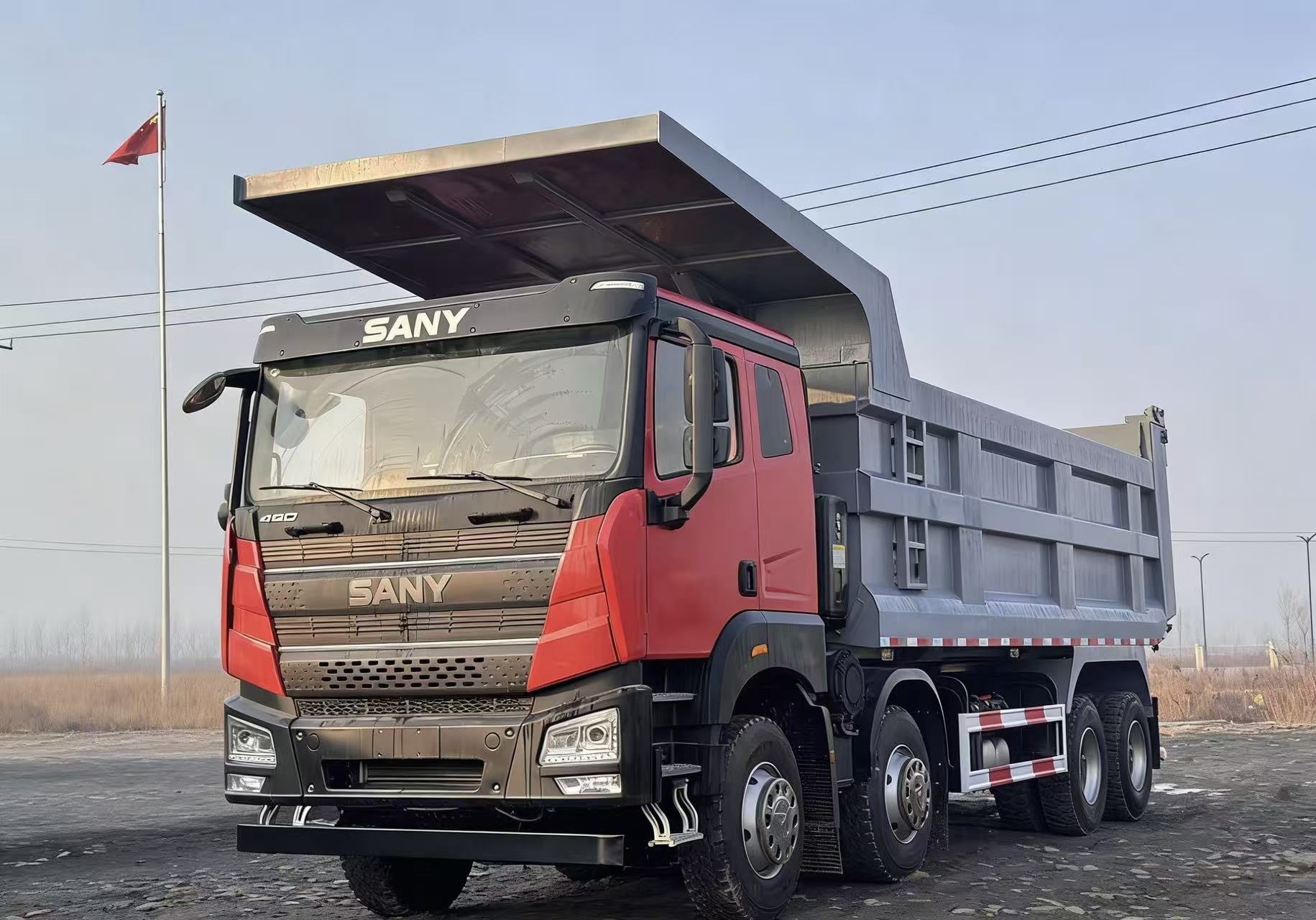 Самосвал Sany Heavy Industry мощностью 490 л.с.