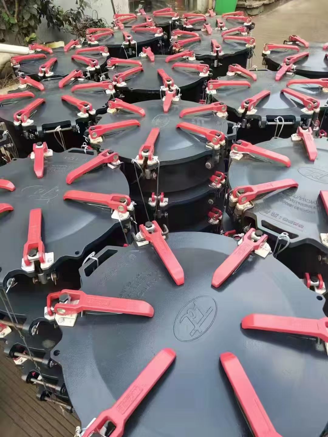 Крышка отверстия цистерны (крышка отверстия)